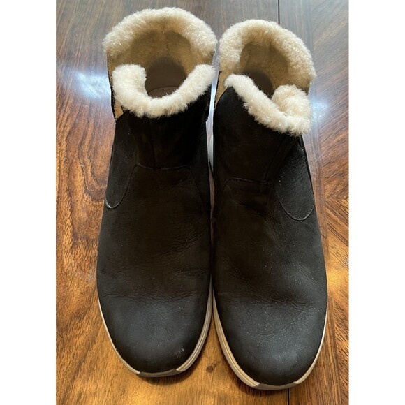 KIZIK Women's Aspen Boot Size 8.5 Hands Free Bootie Black Leather Slip On Wool - Picture 1 of 8